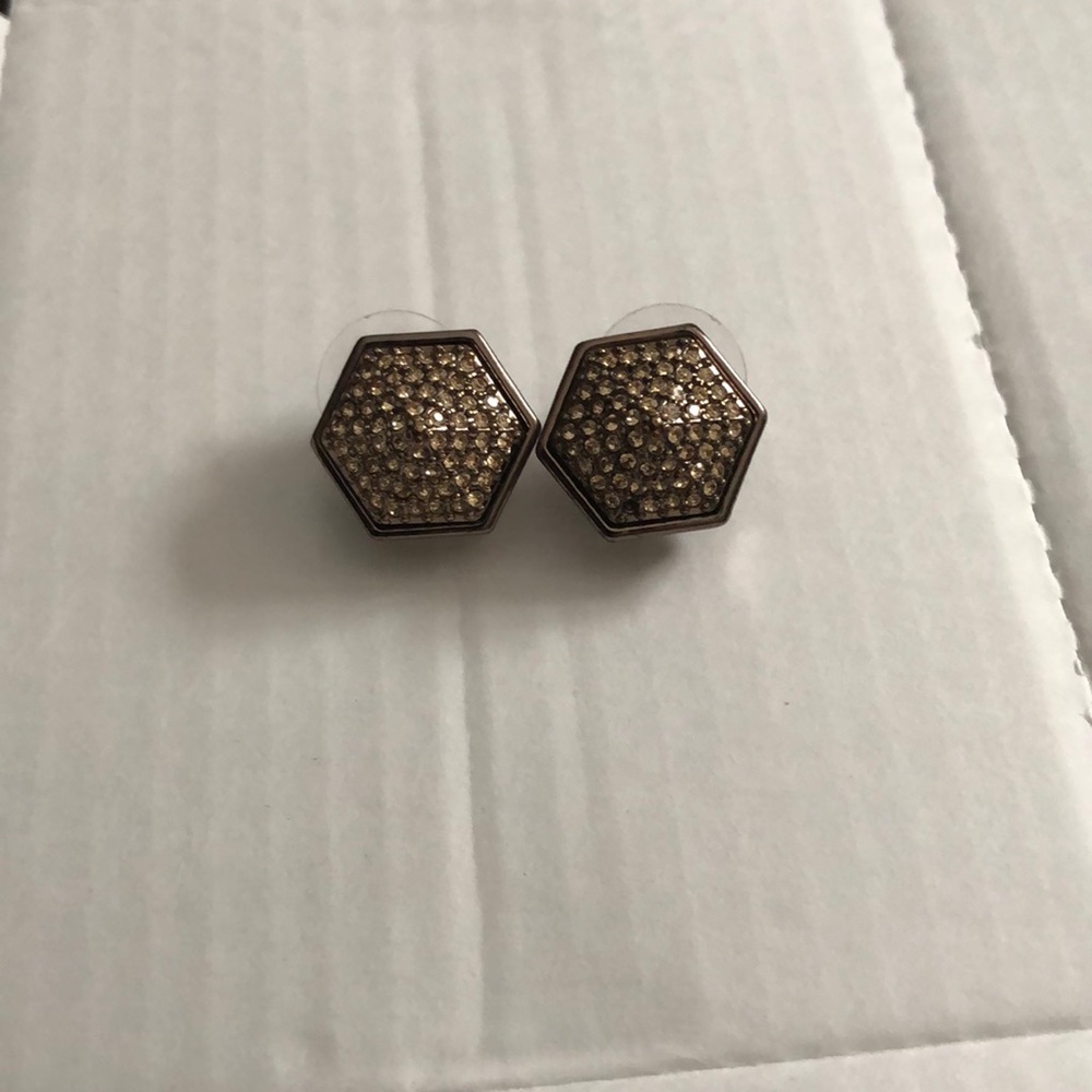 Vince Camuto hexagon earrings